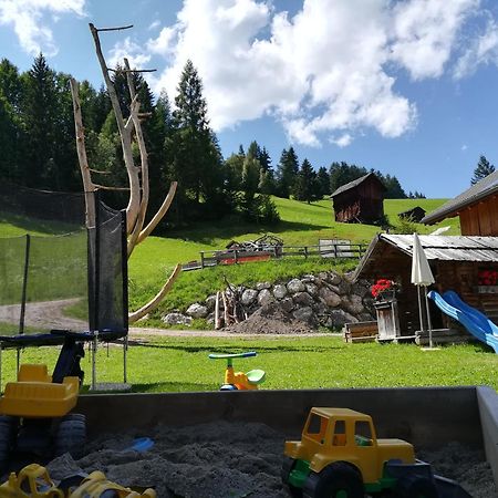 Agriturismo Luech Picedac 拉瓦莱 外观 照片