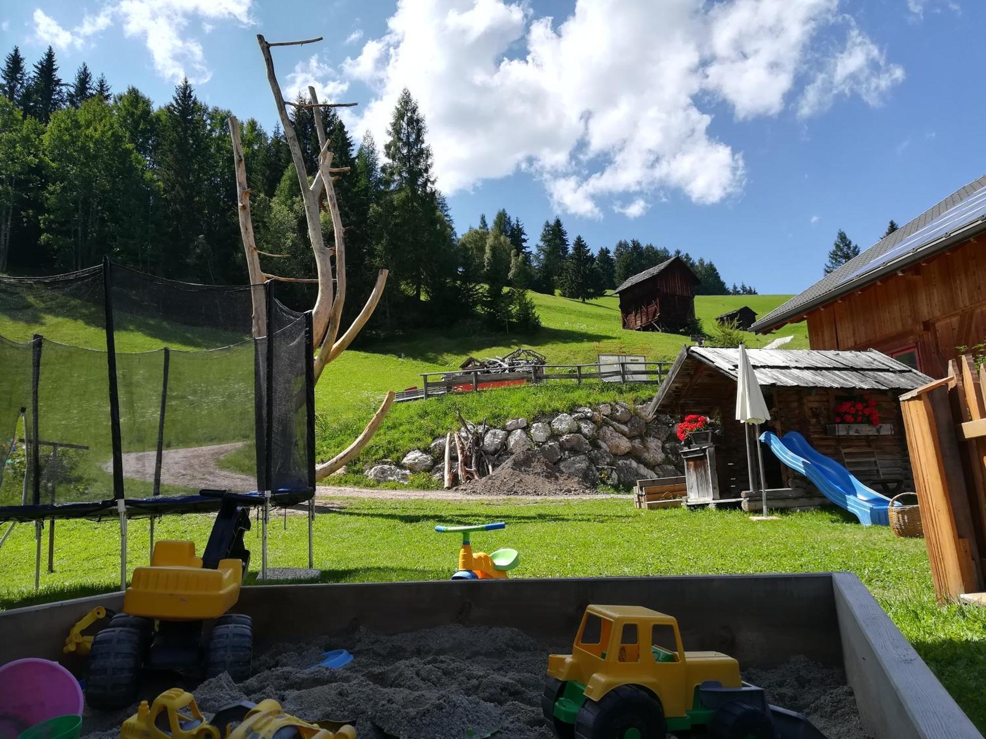 Agriturismo Luech Picedac 拉瓦莱 外观 照片