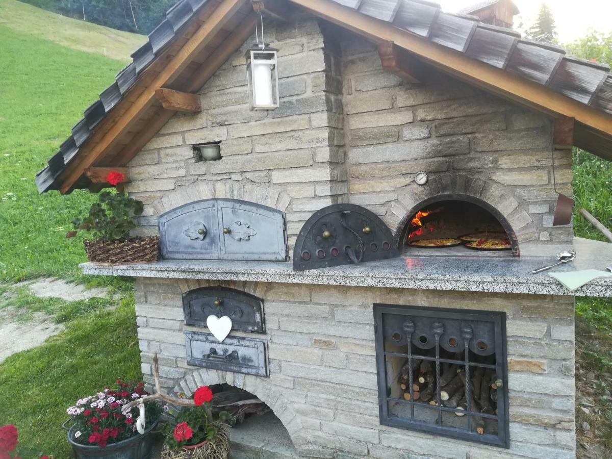 Agriturismo Luech Picedac 拉瓦莱 外观 照片